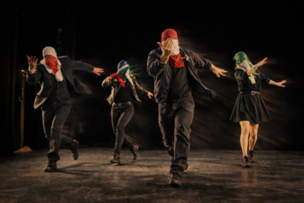 Je suis – Collectif Evolves